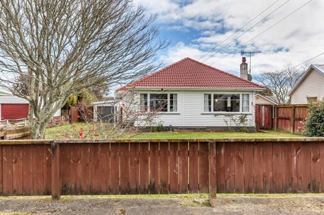 Photo of property in 33 Bowen Street, Levin, 5510