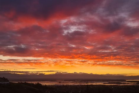 Photo of property in 5 Hill Tops Way, Stoke, Nelson, 7011