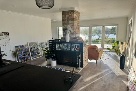 Photo of property in 144 Great South Road, Huntly, 3700