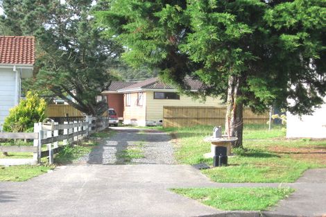 Photo of property in 13 Karepo Crescent, Ranui, Auckland, 0612