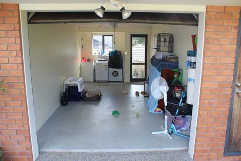 Photo of property in 1 Aberley Road, Schnapper Rock, Auckland, 0632