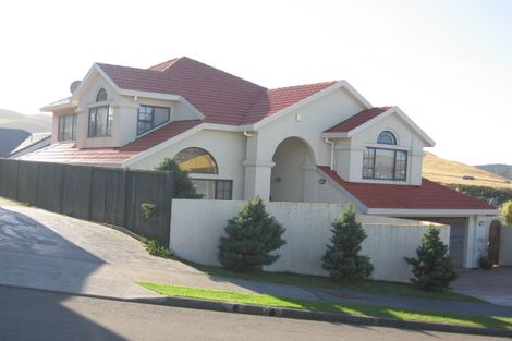 Photo of property in 16 Derry Hill, Churton Park, Wellington, 6037