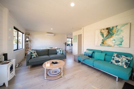 Photo of property in 13 Holiday Crescent, Mangawhai Heads, Mangawhai, 0505