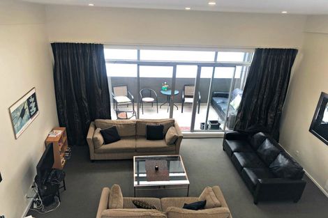 Photo of property in Las Olas De Cuba, 11/35 Torrens Terrace, Mount Cook, Wellington, 6011