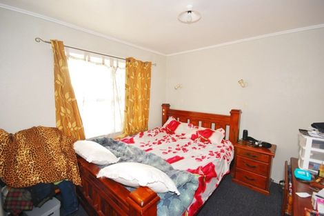 Photo of property in 2/86 Huia Road, Papatoetoe, Auckland, 2025