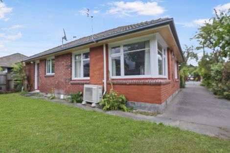 Photo of property in 300 Withells Road, Avonhead, Christchurch, 8042