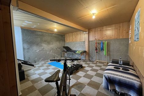 Photo of property in 16 Kaitangata Crescent, Kelson, Lower Hutt, 5010