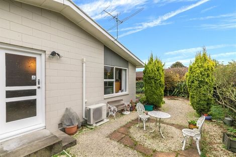Photo of property in 2/32 Abberley Crescent, St Albans, Christchurch, 8014