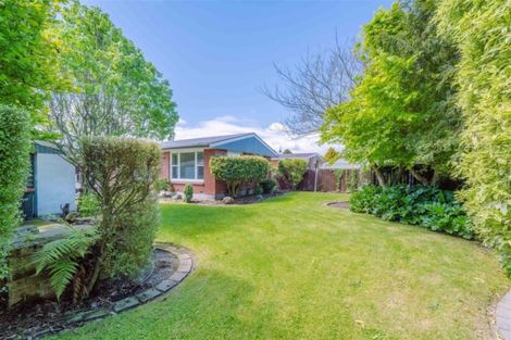 Photo of property in 29 Rosedale Place, Avonhead, Christchurch, 8042