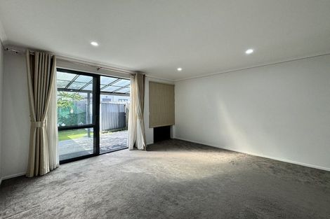 Photo of property in 20 Bellbird Street, Papakura, 2110