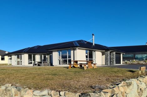 Photo of property in 19 Mistake Drive, Lake Tekapo, 7999