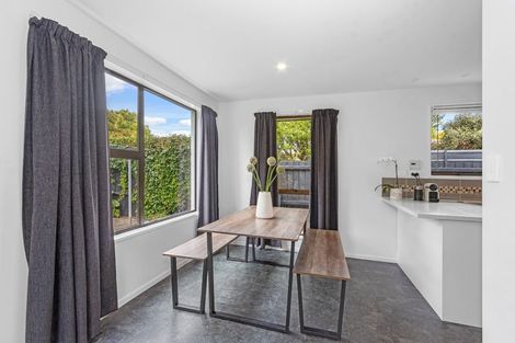 Photo of property in 5 Kaputone Place, Belfast, Christchurch, 8051