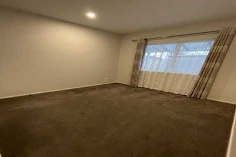 Photo of property in 8 Rossbeg Lane, Flat Bush, Auckland, 2019