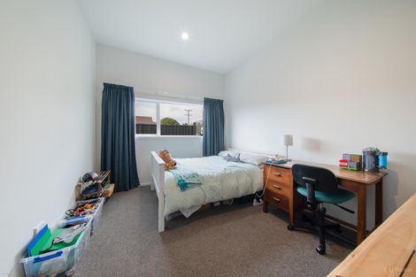 Photo of property in 70-70a High Street, Kensington, Timaru, 7910