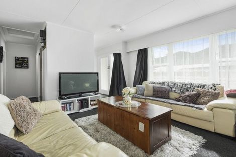 Photo of property in 12/11 Glen Alice Grove, Naenae, Lower Hutt, 5011