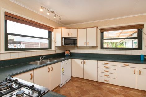 Photo of property in 55 Abraham Crescent, Milson, Palmerston North, 4414