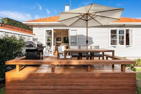 Photo of property in 20 Derby Street, Devonport, Auckland, 0624