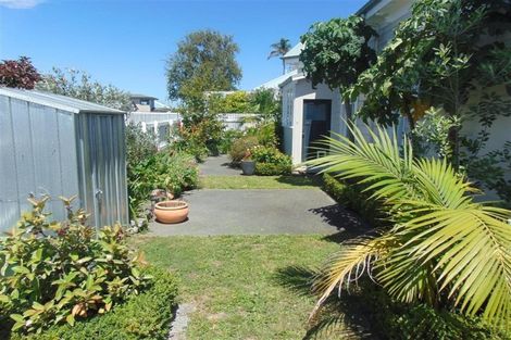 Photo of property in 21 May Avenue, Hospital Hill, Napier, 4110