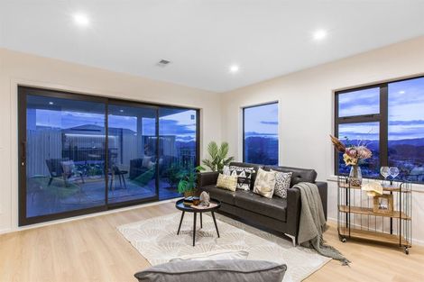 Photo of property in 170b Navigation Drive, Whitby, Porirua, 5024