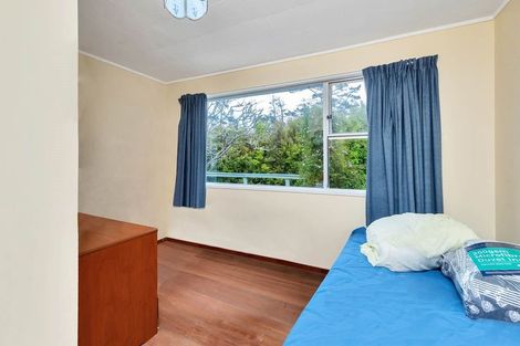 Photo of property in 1/6 Mcquoid Place, Glenfield, Auckland, 0629
