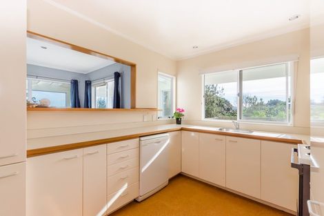 Photo of property in 18 Kohutuhutu Road, Raumati Beach, Paraparaumu, 5032