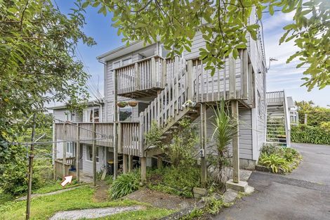 Photo of property in 4/74 Creswick Terrace, Northland, Wellington, 6012