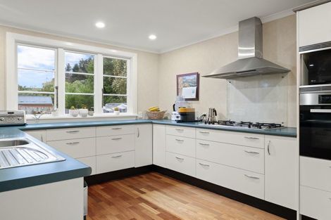 Photo of property in 8 Rosehill Road, Macandrew Bay, Dunedin, 9077