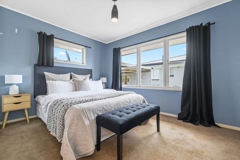 Photo of property in 12 Kingsley Street, St Andrews, Hamilton, 3200