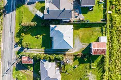 Photo of property in 30 Bickerstaffe Road, Maungaturoto, 0520