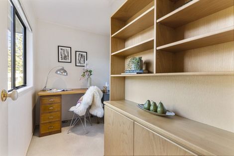 Photo of property in 24 Bert Wilson Place, Cockle Bay, Auckland, 2014