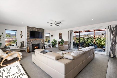 Photo of property in 61 Missy Crescent, Mount Pisa, Cromwell, 9383