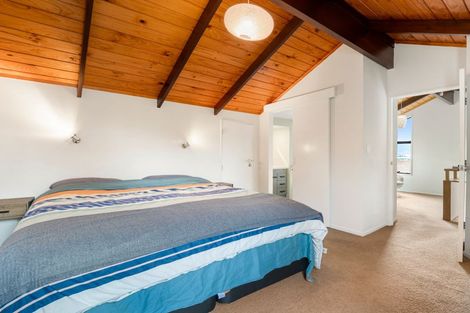 Photo of property in 11 Waitawa Place, Lynmore, Rotorua, 3010
