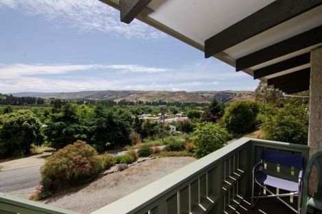 Photo of property in 5 Branxholm Street, Roxburgh, 9500