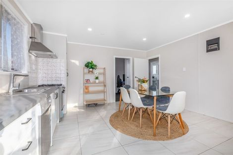 Photo of property in 8 Takapuwahia Drive, Takapuwahia, Porirua, 5022