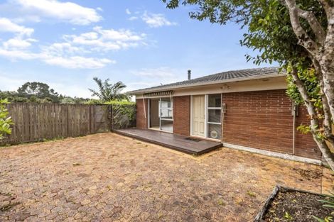 Photo of property in 1/9 Paruru Avenue, Northcote, Auckland, 0627