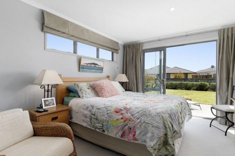 Photo of property in 6 Double Bay Road, Pyes Pa, Tauranga, 3112