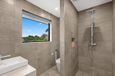 Photo of property in 68 Omana Avenue, Shelly Beach, Helensville, 0874