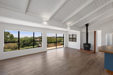 Photo of property in 2 Denby Close, Athenree, Katikati, 3177