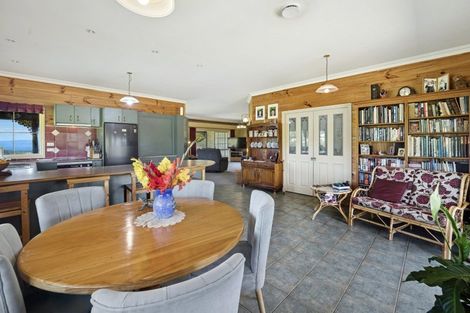 Photo of property in 69 Hitiri Road, Kinloch, Taupo, 3377