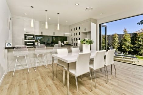 Photo of property in 2a Brook Street, Milford, Auckland, 0620