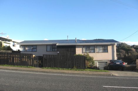 Photo of property in 72 Champion Street, Cannons Creek, Porirua, 5024