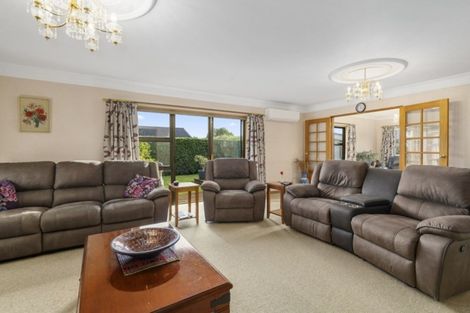 Photo of property in 7 Ashburn Lane, Awapuni, Palmerston North, 4412