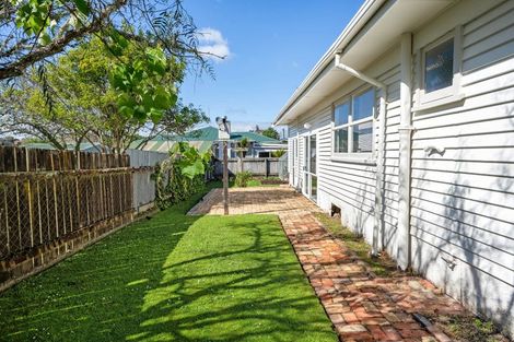 Photo of property in 19 Kokich Crescent, Onerahi, Whangarei, 0110