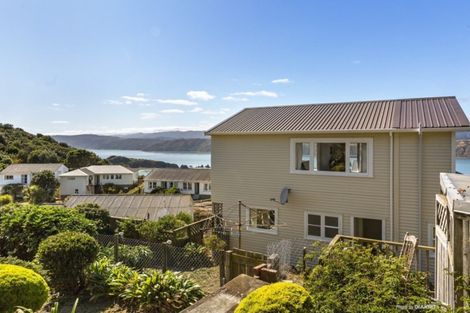 Photo of property in 8 Bowes Crescent, Strathmore Park, Wellington, 6022