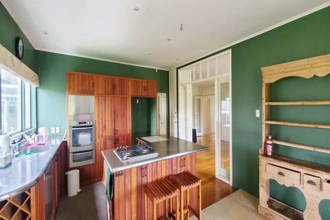 Photo of property in 272 Waihoehoe Road, Drury, 2577