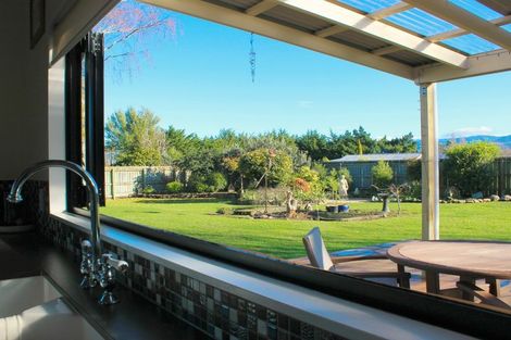 Photo of property in 96b Kent Street, Carterton, 5713