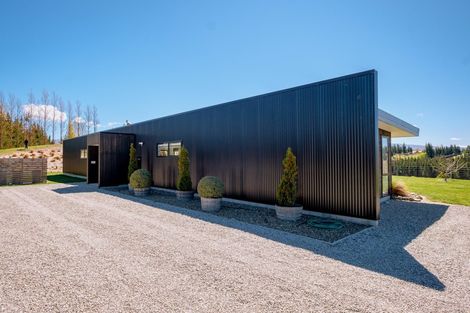 Photo of property in 223 Letts Gully Road, Letts Gully, Alexandra, 9393