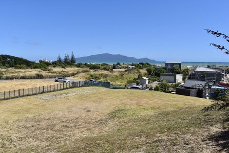 Photo of property in 18 Beachview Grove, Peka Peka, Waikanae, 5391