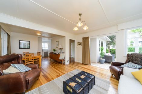 Photo of property in 2 Ascot Street, Hokowhitu, Palmerston North, 4410