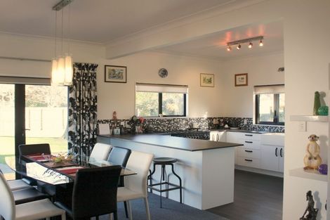 Photo of property in 96b Kent Street, Carterton, 5713